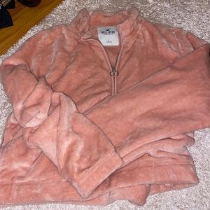 Hollister pink fuzzy sherpa half zip